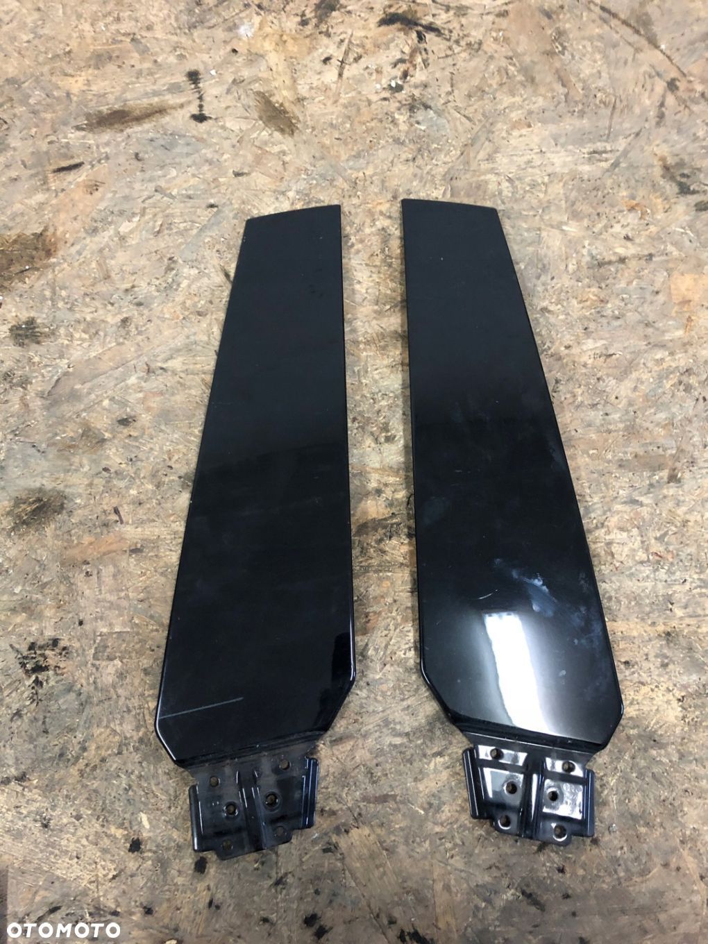 NAKŁADKA OSŁONA SŁUPKA PRAWA 8T8853290 Y9B A5 LIFT - 1