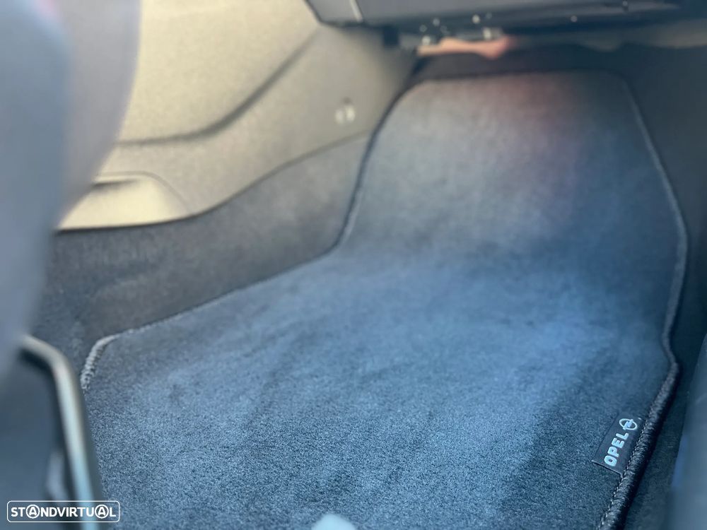 Opel Corsa 1.2 T GS Line - 22