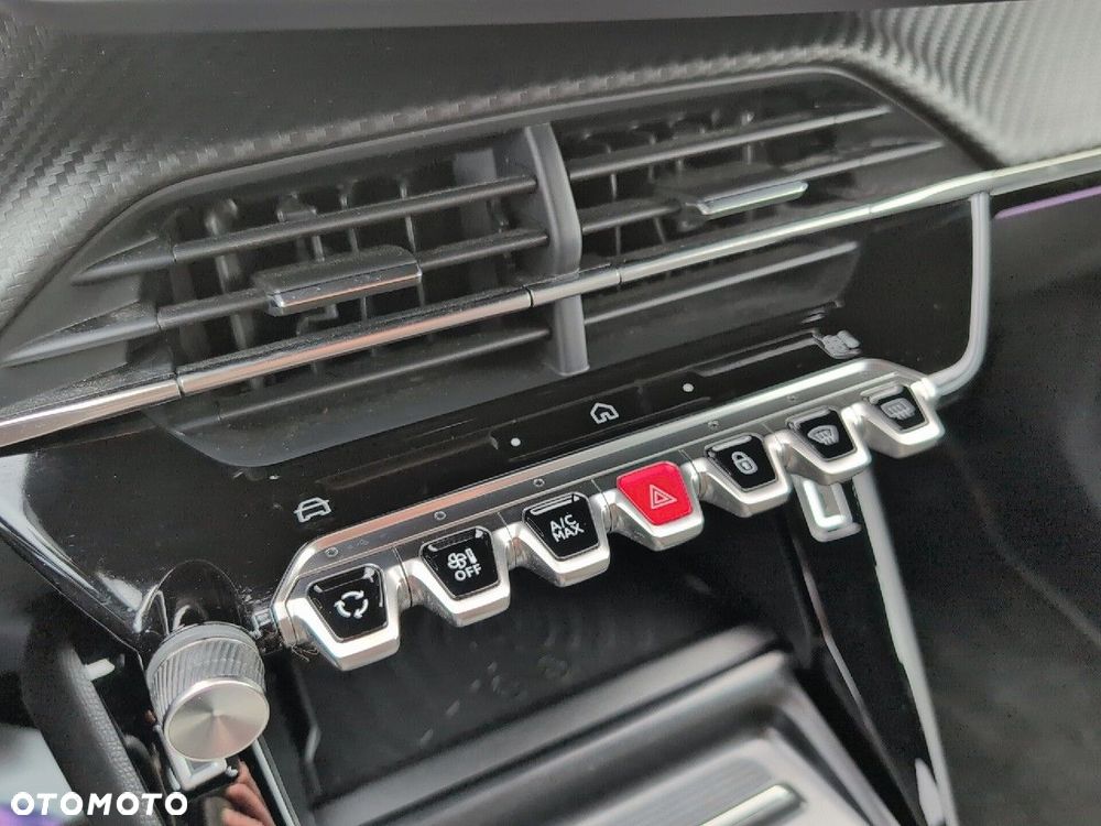 Peugeot 2008 54kWh GT - 21