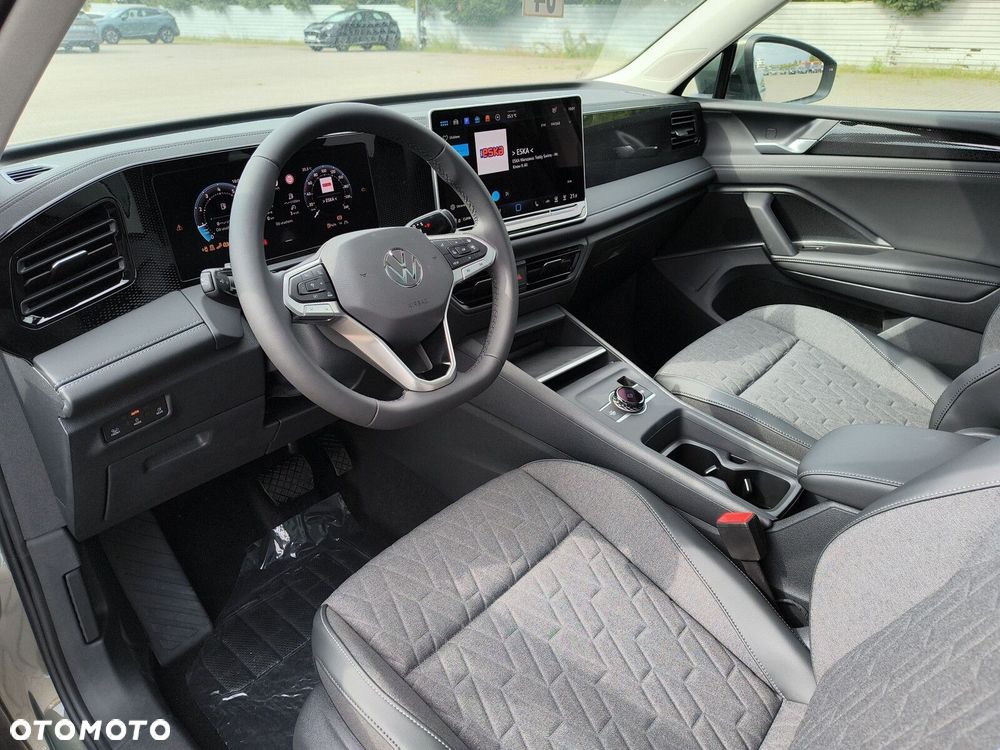 Volkswagen Tiguan - 14