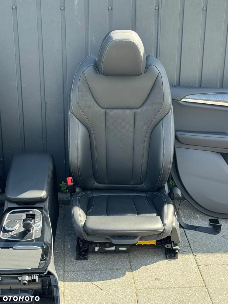 FOTELE TAPICERKA BMW X3 G01 SENSATEC PERFOROWANY CZARNE ELEKTRYCZNE GRZANE - 4