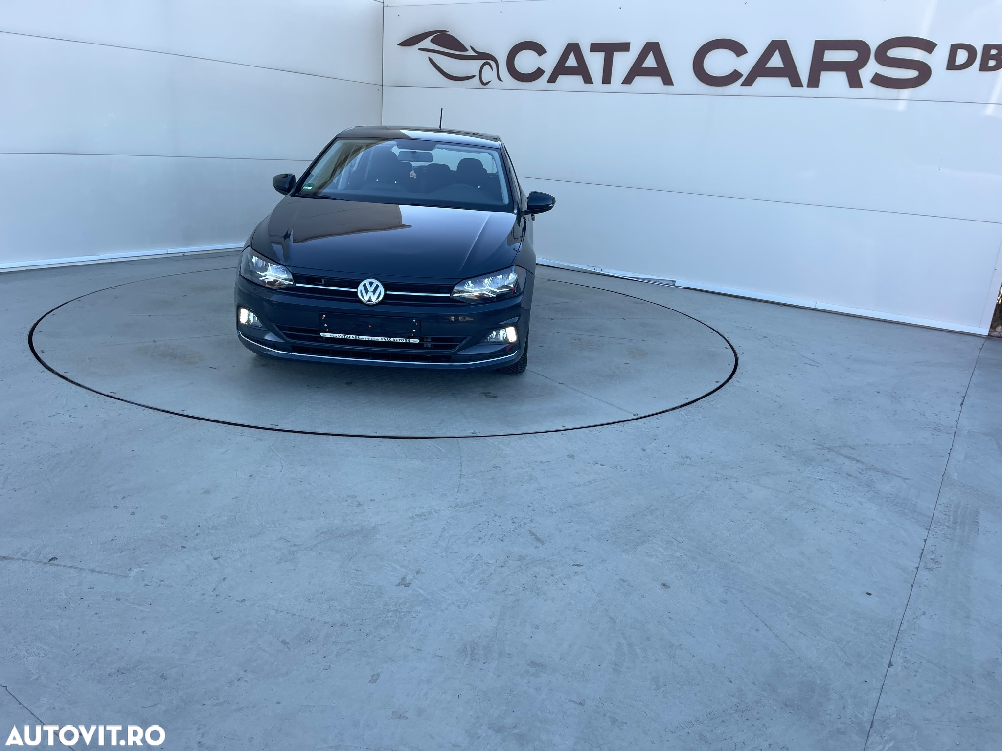 Volkswagen Polo 1.6 TDI SCR DSG Comfortline - 2