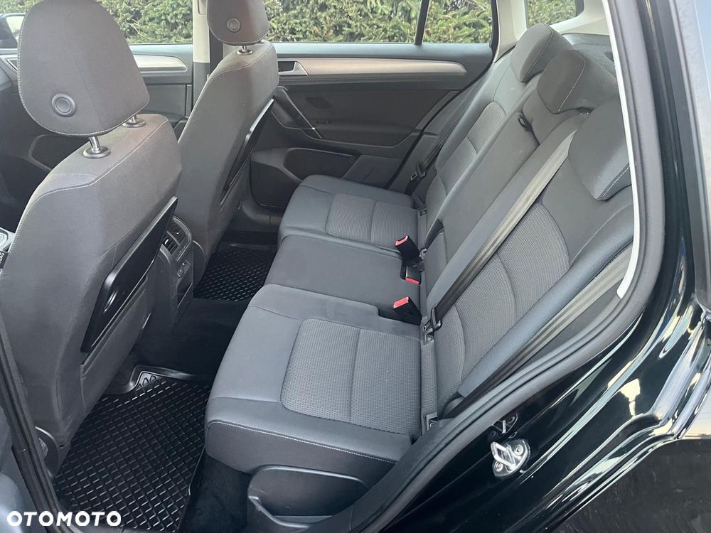 Volkswagen Golf Sportsvan - 9