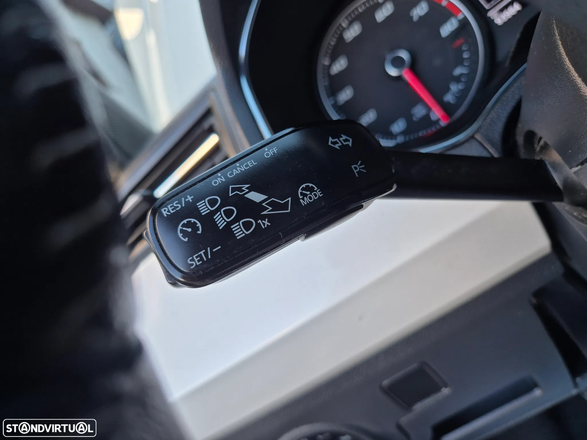 SEAT Arona 1.0 TSI Xcellence - 42