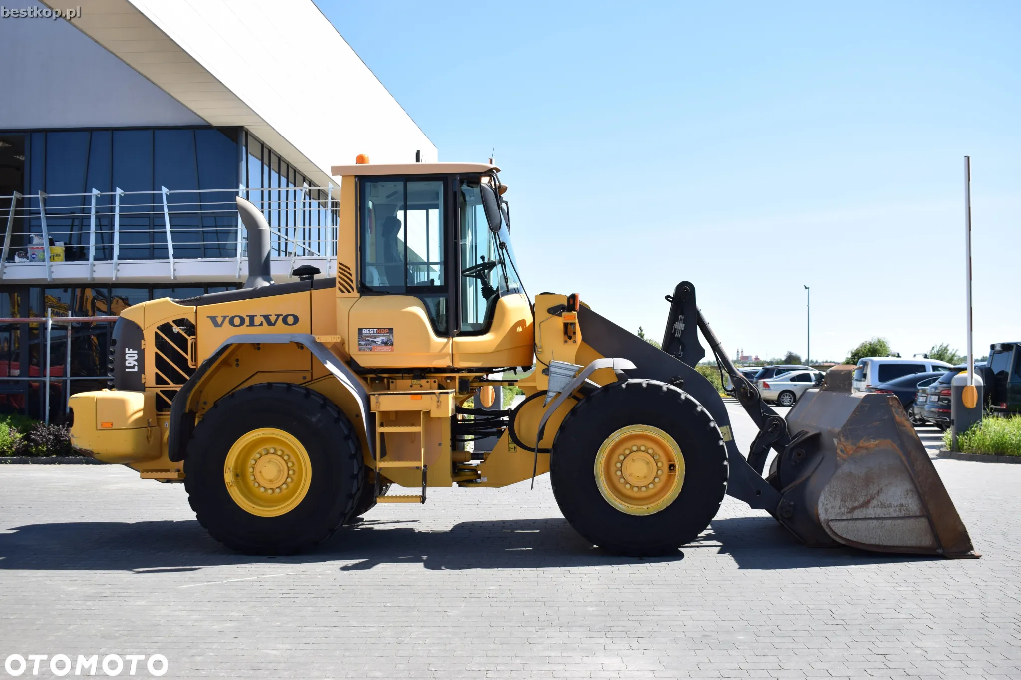 Volvo L90F - 3