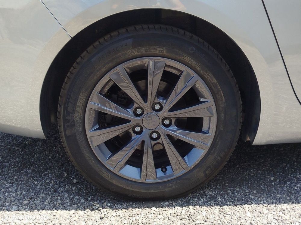 Peugeot 308 SW 1.2 PureTech Style - 13