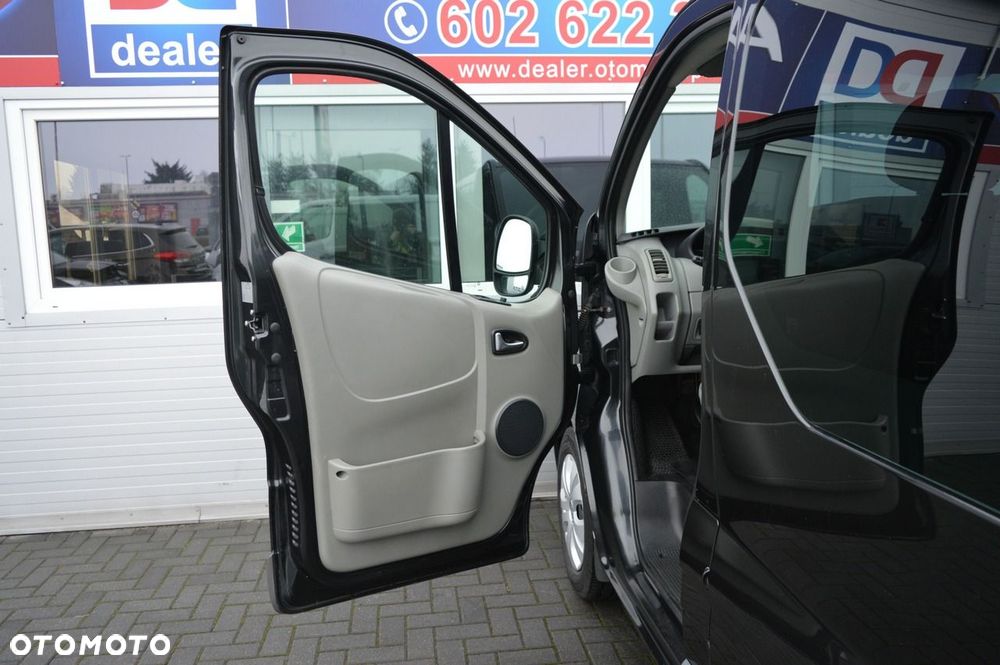 Opel Vivaro - 30