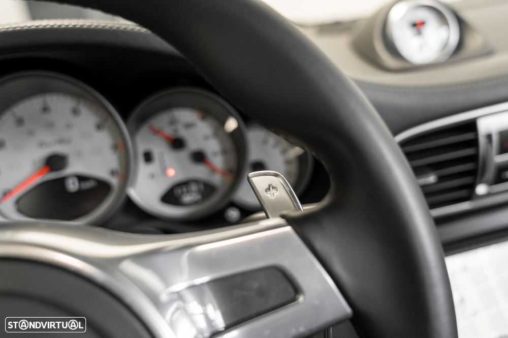 Porsche 911 (997) - 12