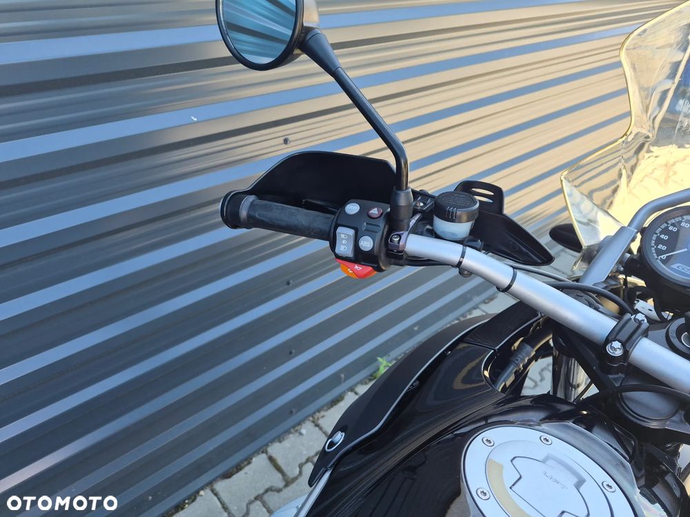 BMW R - 22