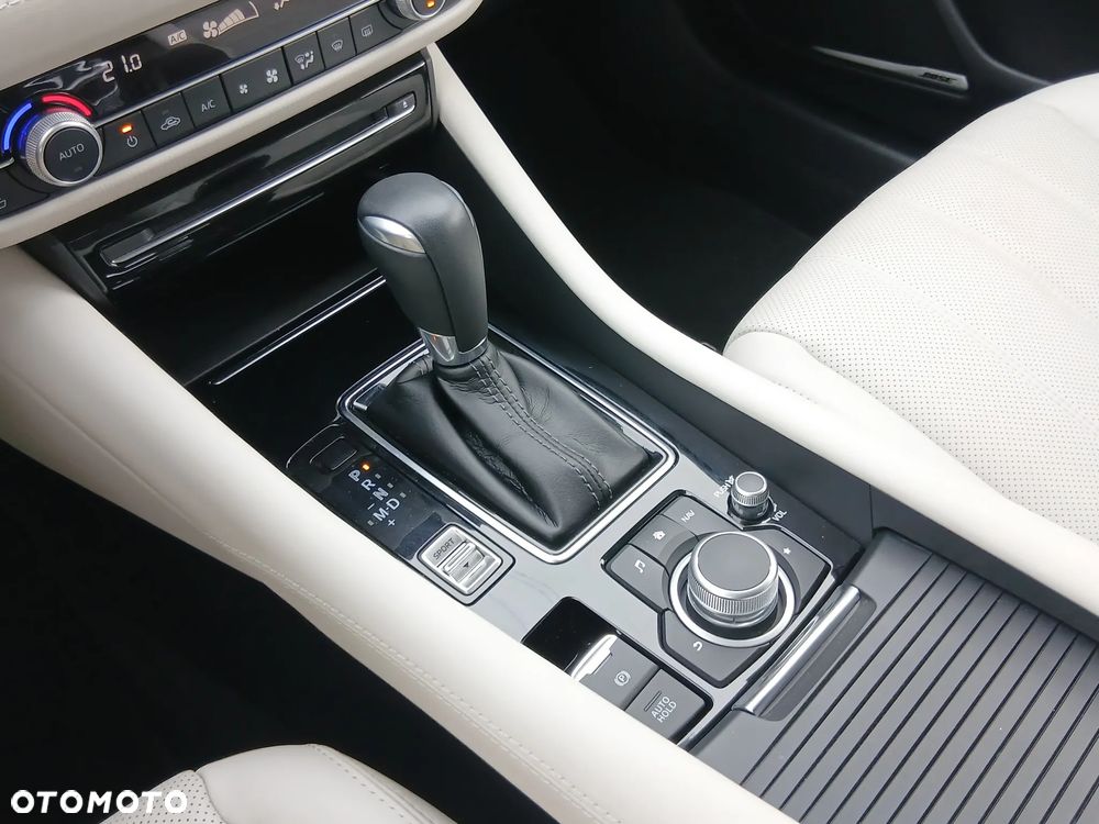 Mazda 6 2.0 SkyPassion - 16