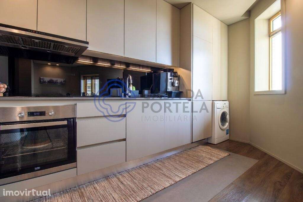 Apartamento T0+1 com Vista Mar, para venda, em Póvoa de Varzim. - Grande imagem: 4/17