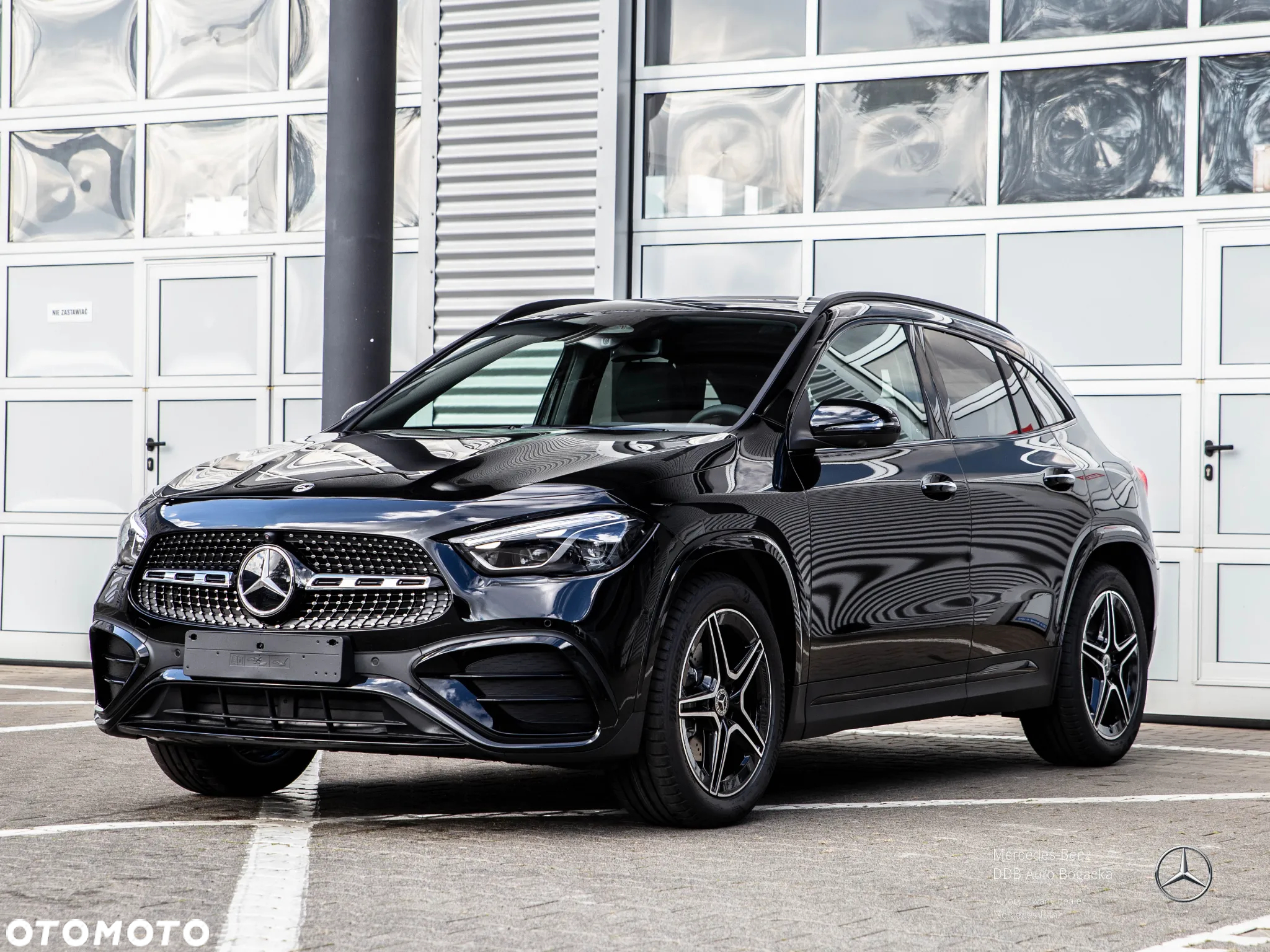Mercedes-Benz GLA 220 d 4-Matic AMG Line - 2