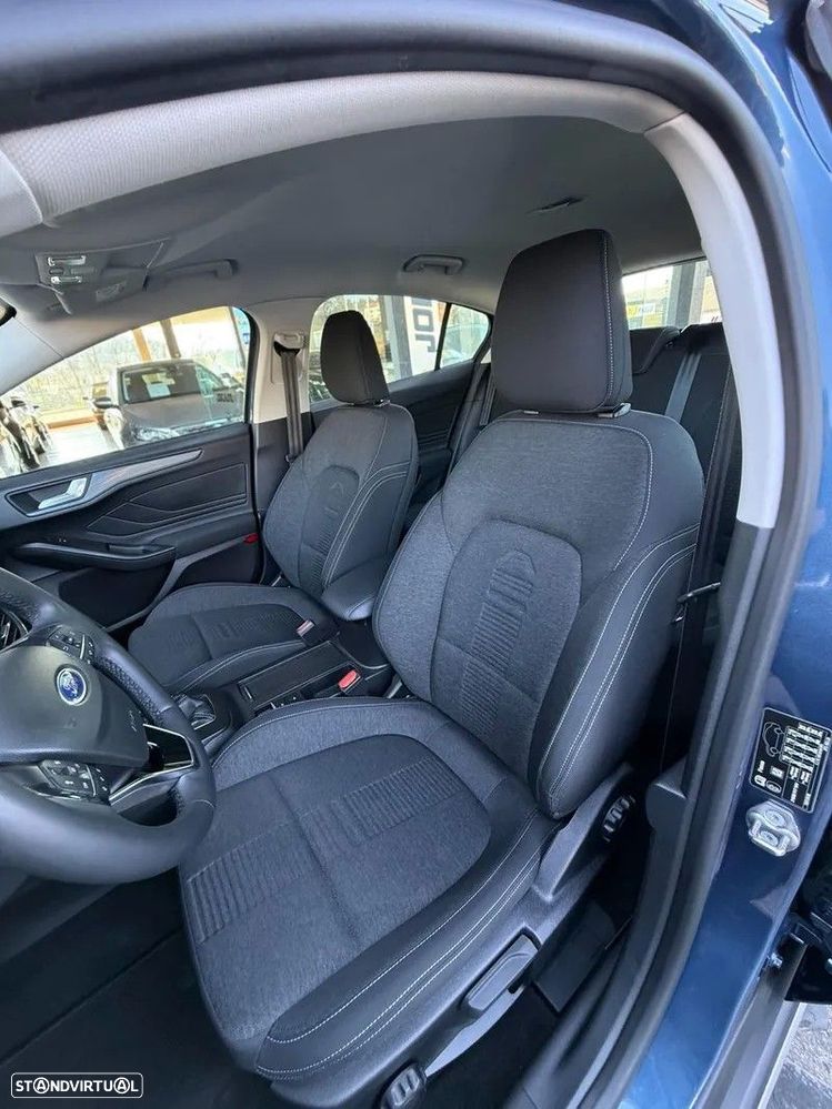 Ford Focus 1.5 TDCi ECOBlue Active - 19