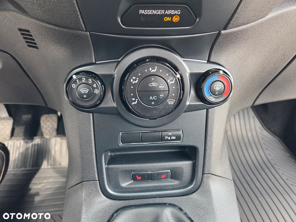 Ford Fiesta 1.5 TDCi ST&St Titanium - 18