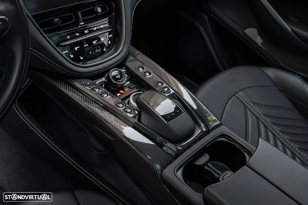 Aston Martin DBX 707 - 38