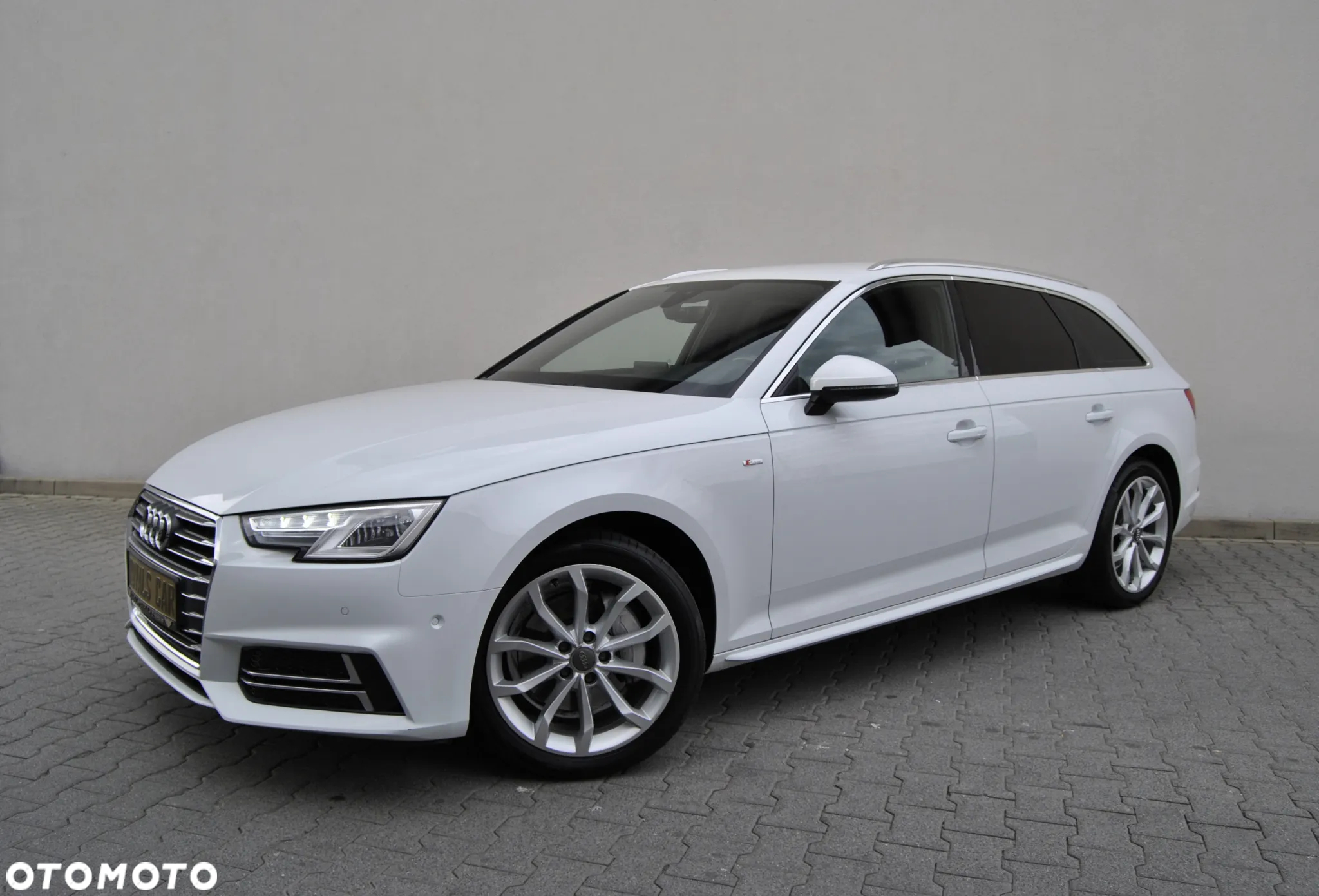 Audi A4 Avant 2.0 TDI ultra S tronic sport - 3