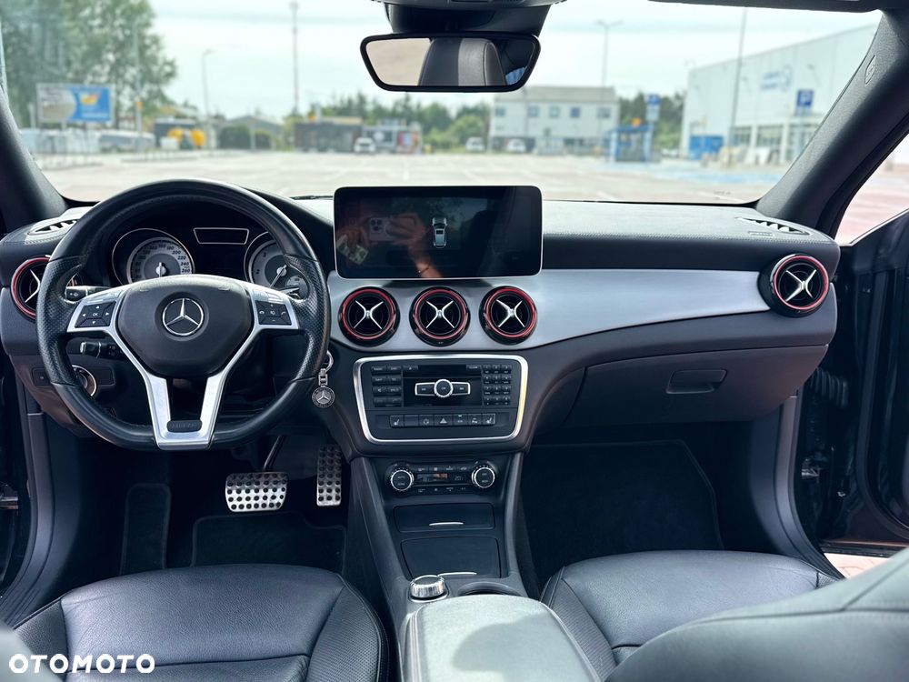 Mercedes-Benz CLA 220 CDI - 32