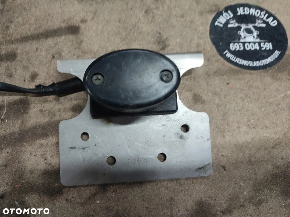 Podświetlanie tablicy rejestracyjnej Kawasaki VN 750 Vulcan - 2