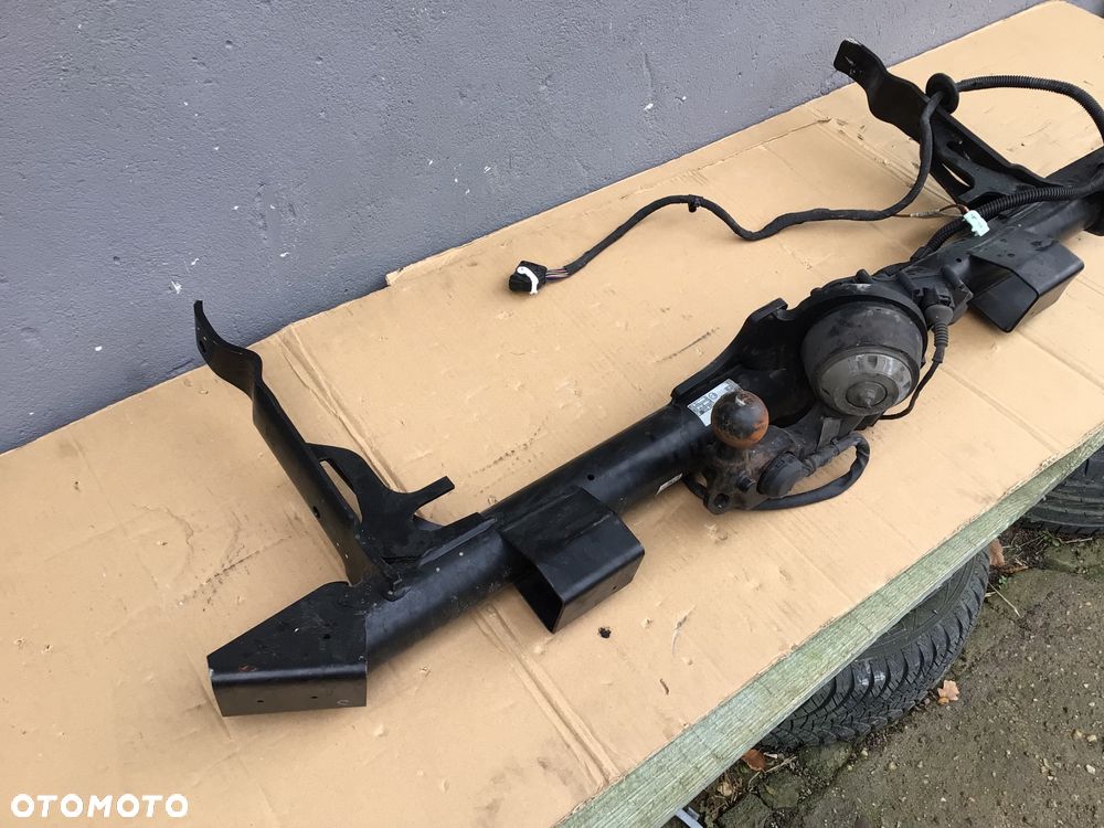 Hak holowniczy VW iD4 elektryczny - 2