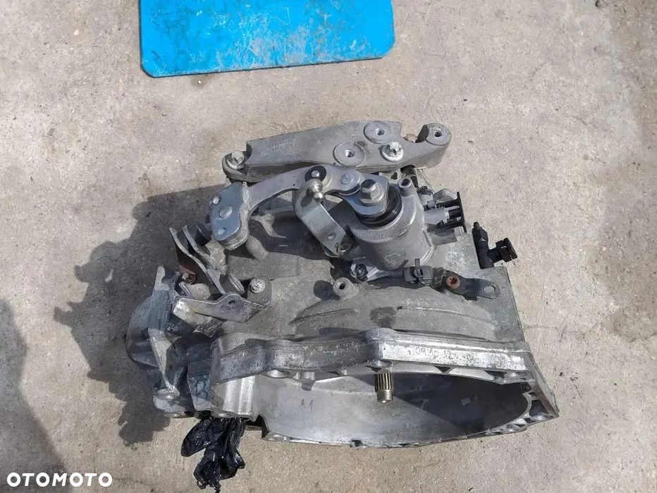 Skrzynia biegów Opel Astra H III Zafira B 1.7 cdti M32 6biegów