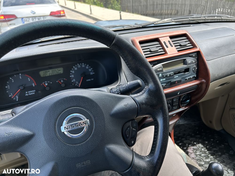 Nissan Terrano 3.0 TDI Luxury - 9