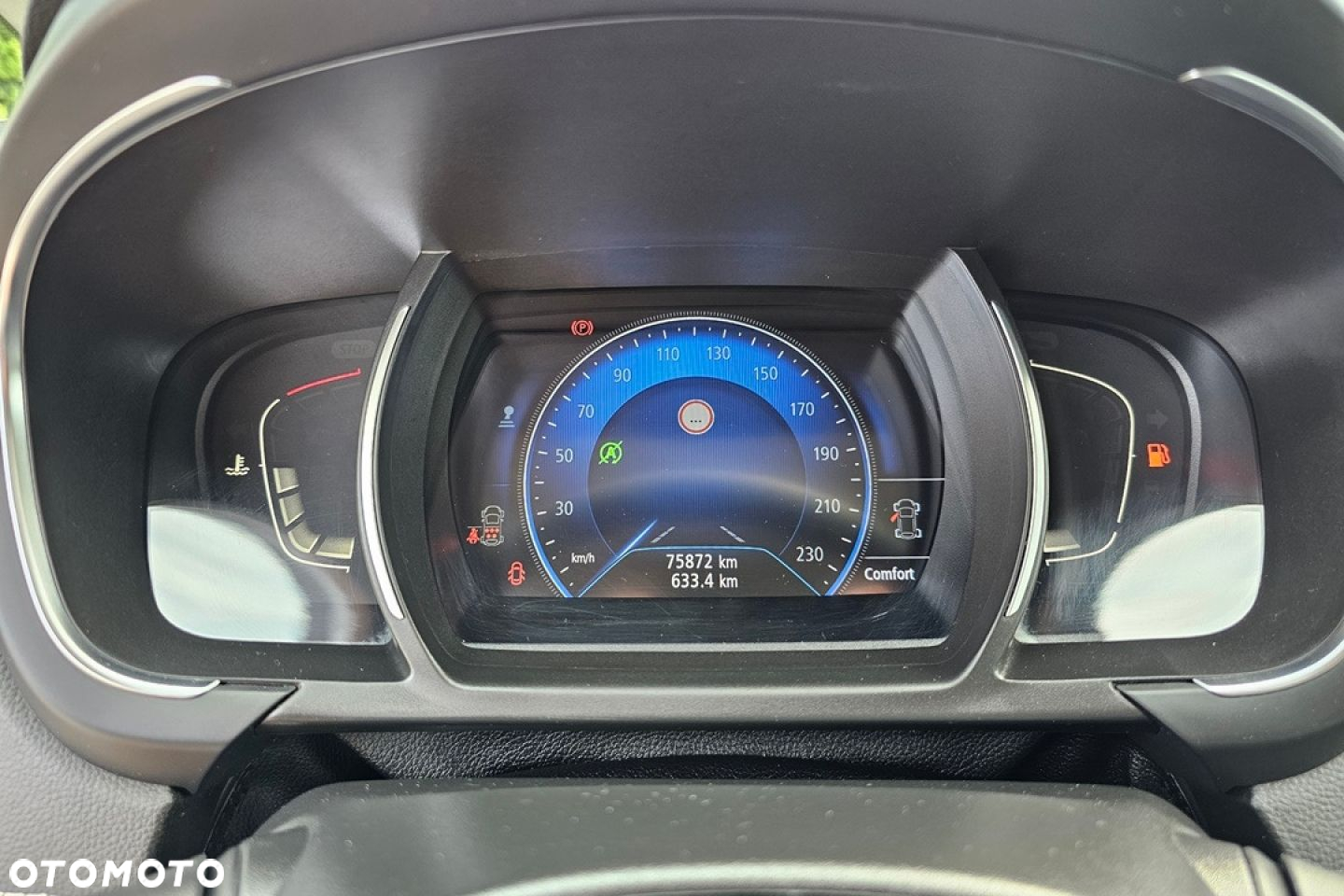 Renault Grand Scenic - 21