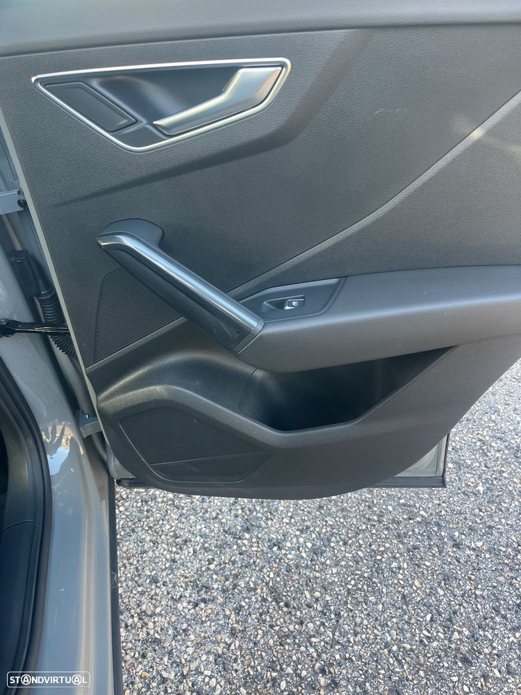 Audi Q2 2.0 TDI S tronic quattro - 14