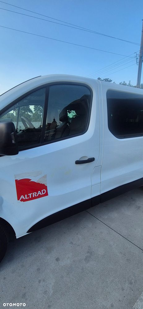 Renault Trafic 2.0 dCi - 7