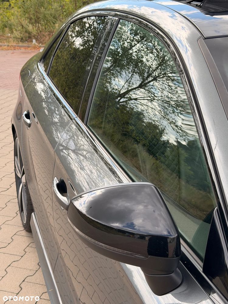 Audi RS3 Limousine - 21