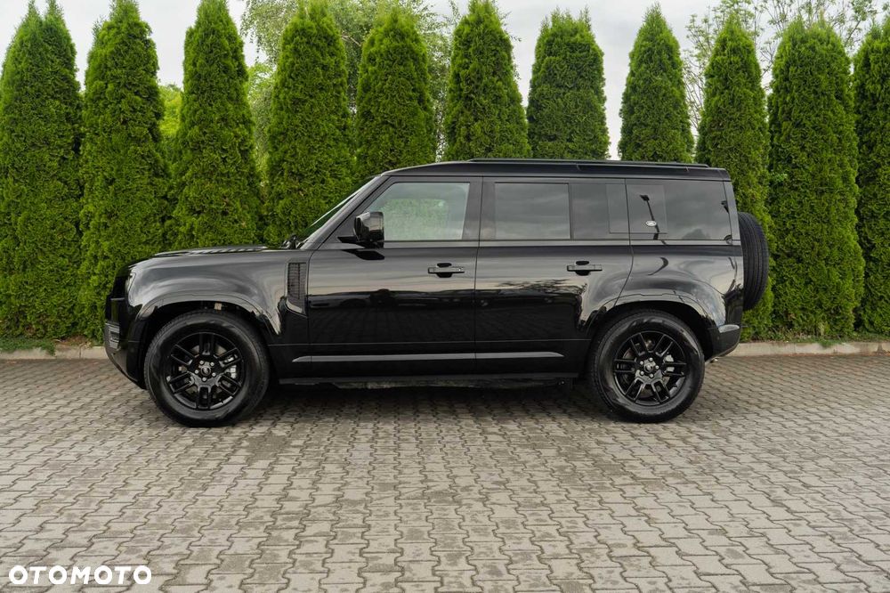 Land Rover Defender - 3
