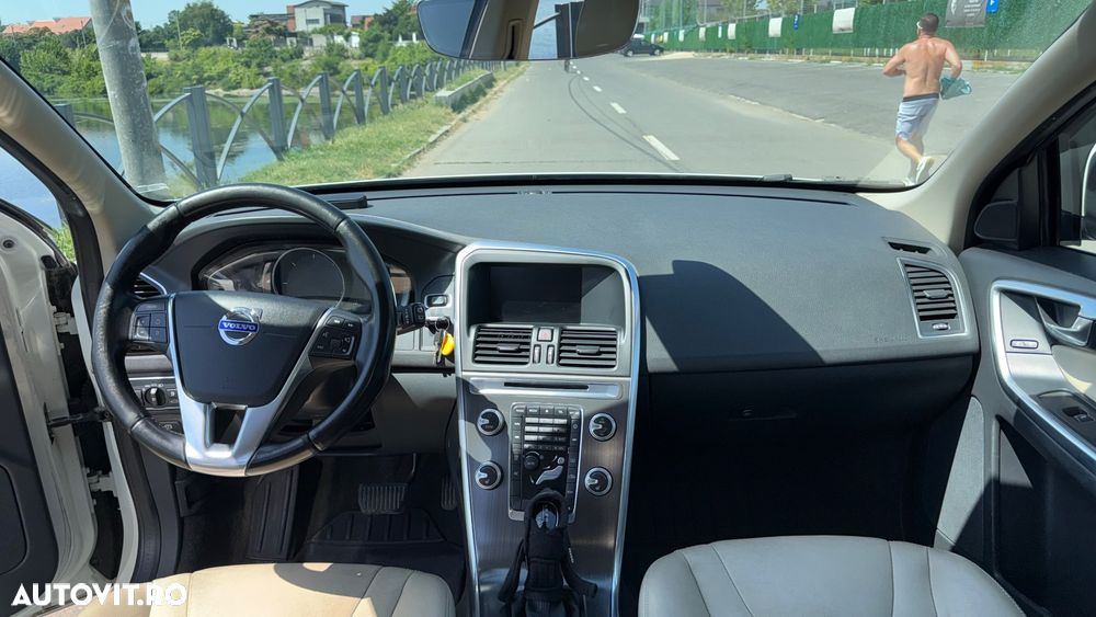 Volvo XC 60 D4 VEA Start-Stop Momentum - 8