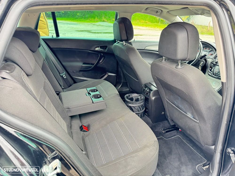 Opel Insignia Sports Tourer - 3