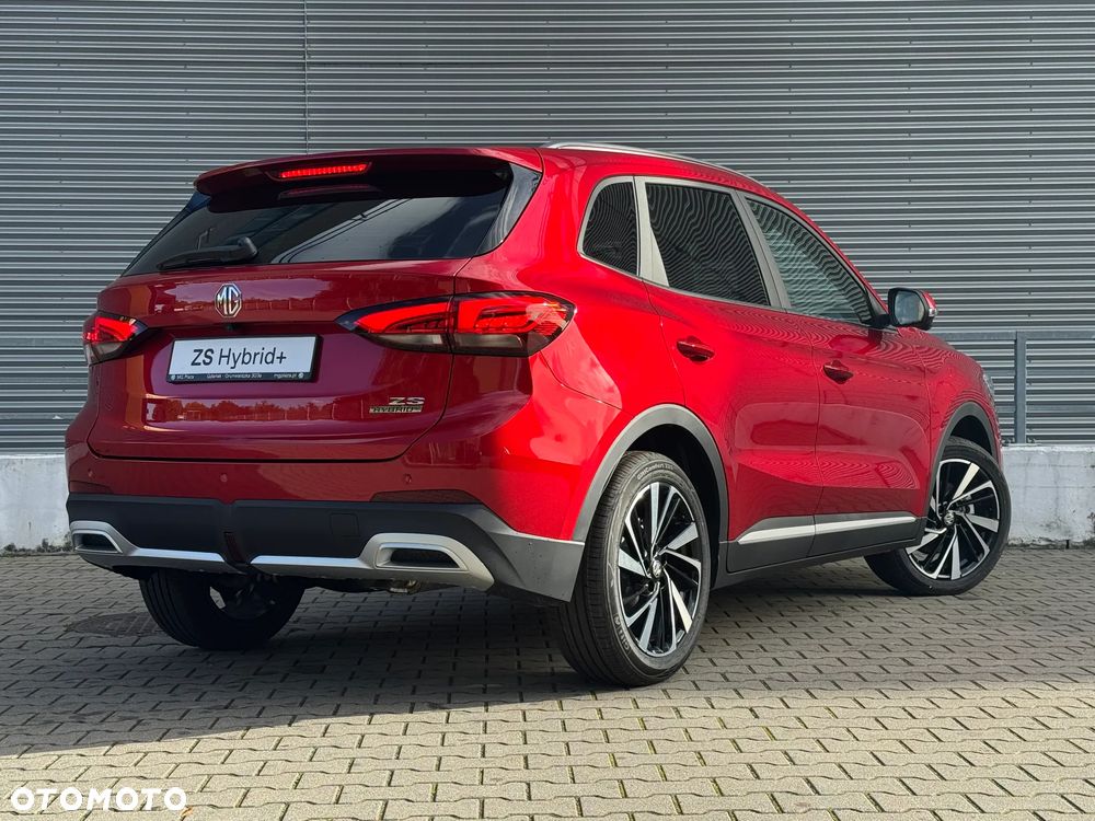 MG ZS Hybrid+ - 8