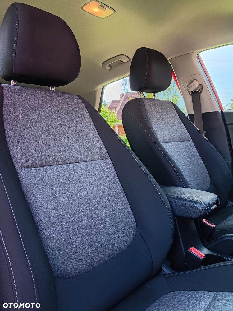 Kia Stonic 1.4 L - 26