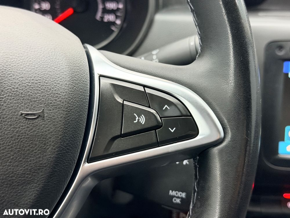 Dacia Duster Blue dCi 115 Prestige - 26