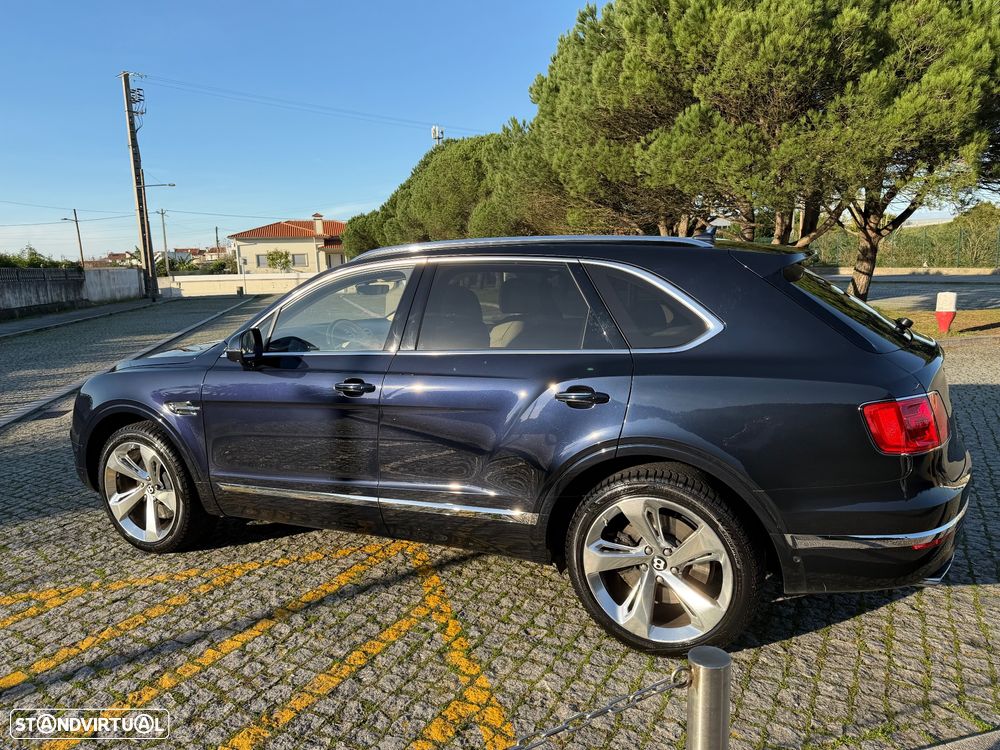 Bentley Bentayga Azure - 5