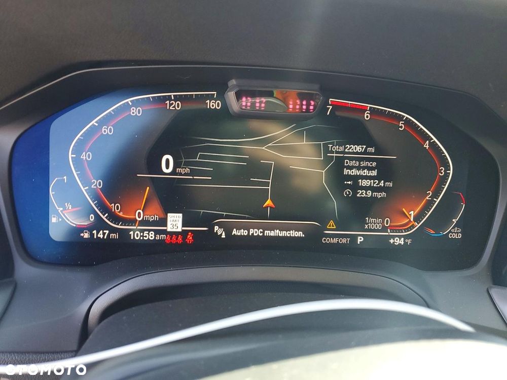 BMW Seria 3 330i M Sport - 9