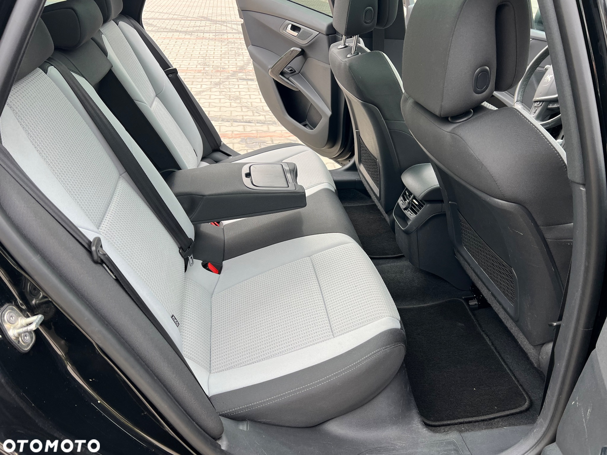 Peugeot 508 SW HDi FAP 140 Family - 18