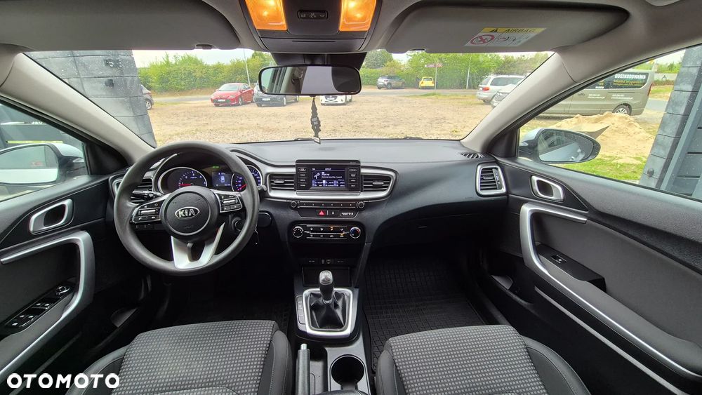 Kia Ceed - 23
