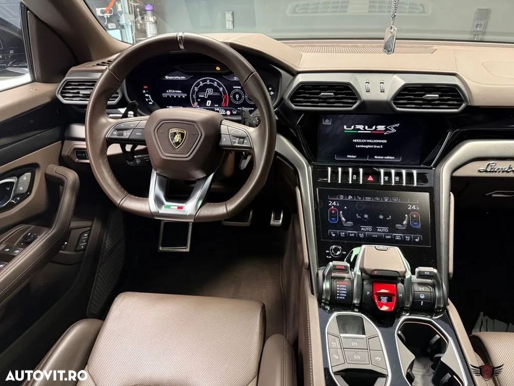 Lamborghini URUS - 8