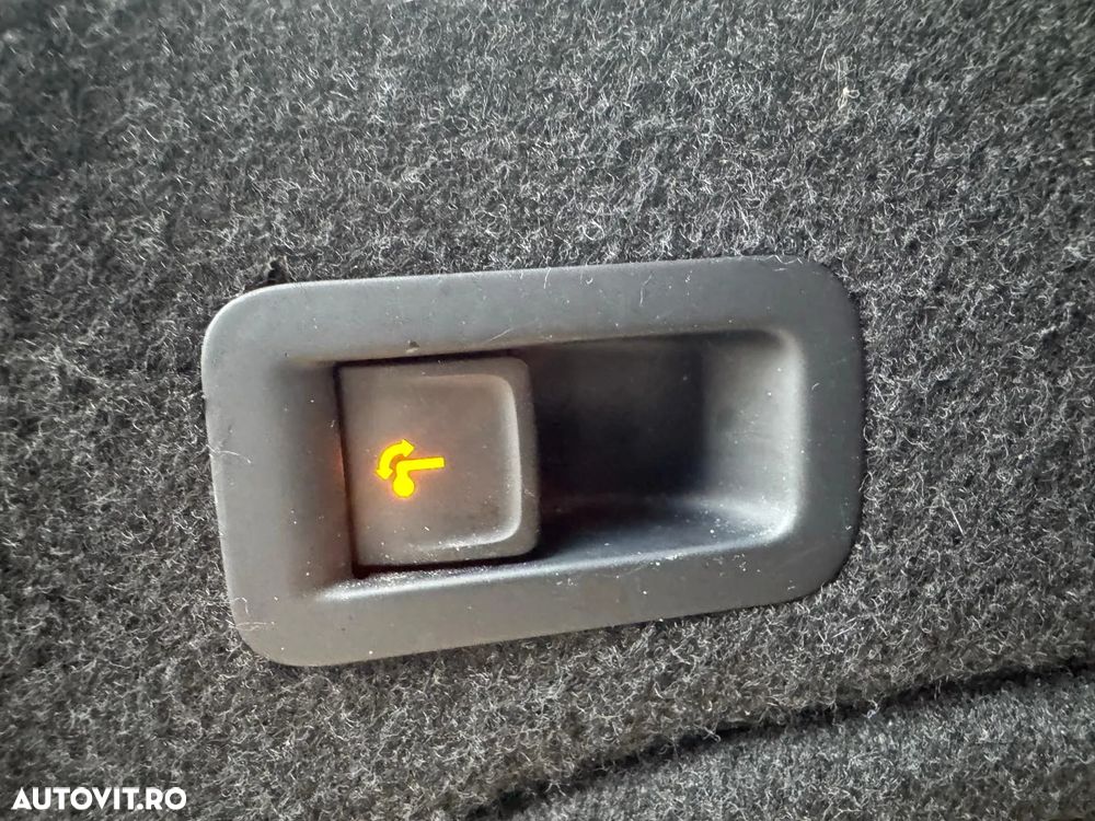 Audi A4 2.0 TDI DPF multitronic S line Sportpaket - 22