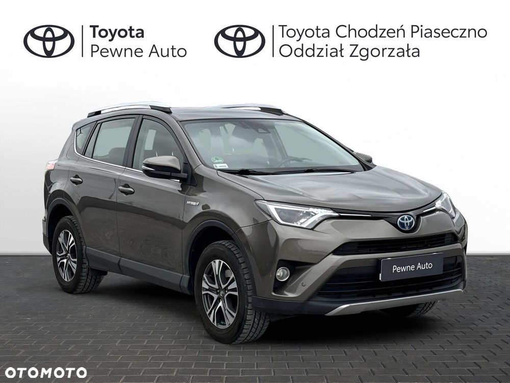 Toyota RAV4 - 8