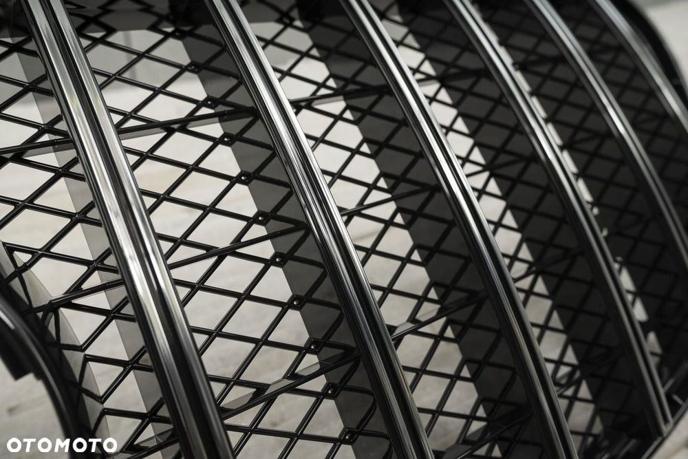 mercedes gla x156 2014-2016 grill gt panamericana srebrny - 9