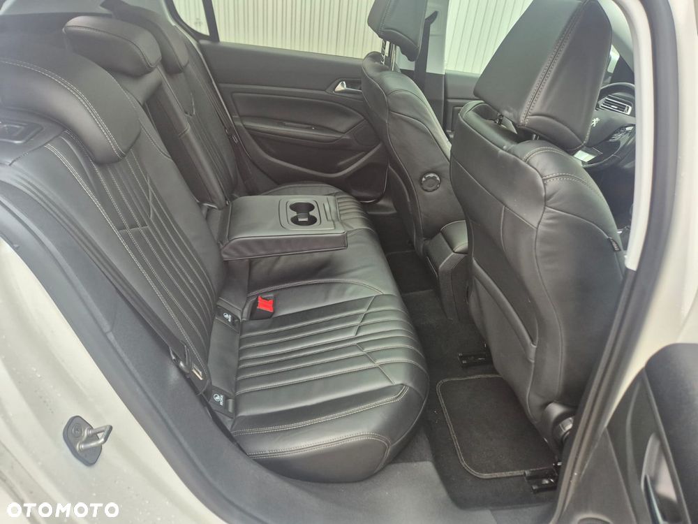 Peugeot 308 - 26