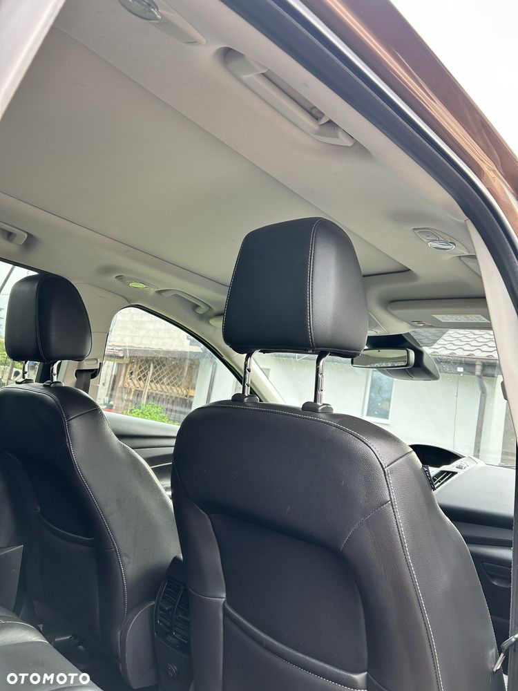 Ford Kuga - 5