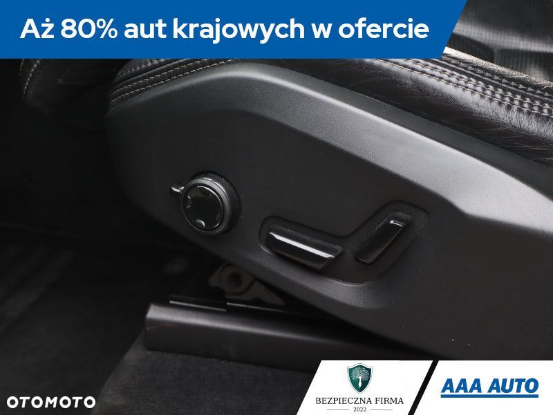 Volvo XC 90 - 21