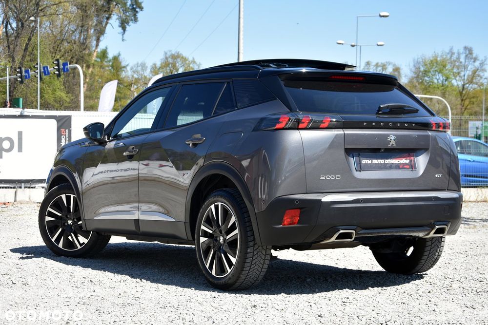 Peugeot 2008 PureTech 130 EAT8 GT - 8