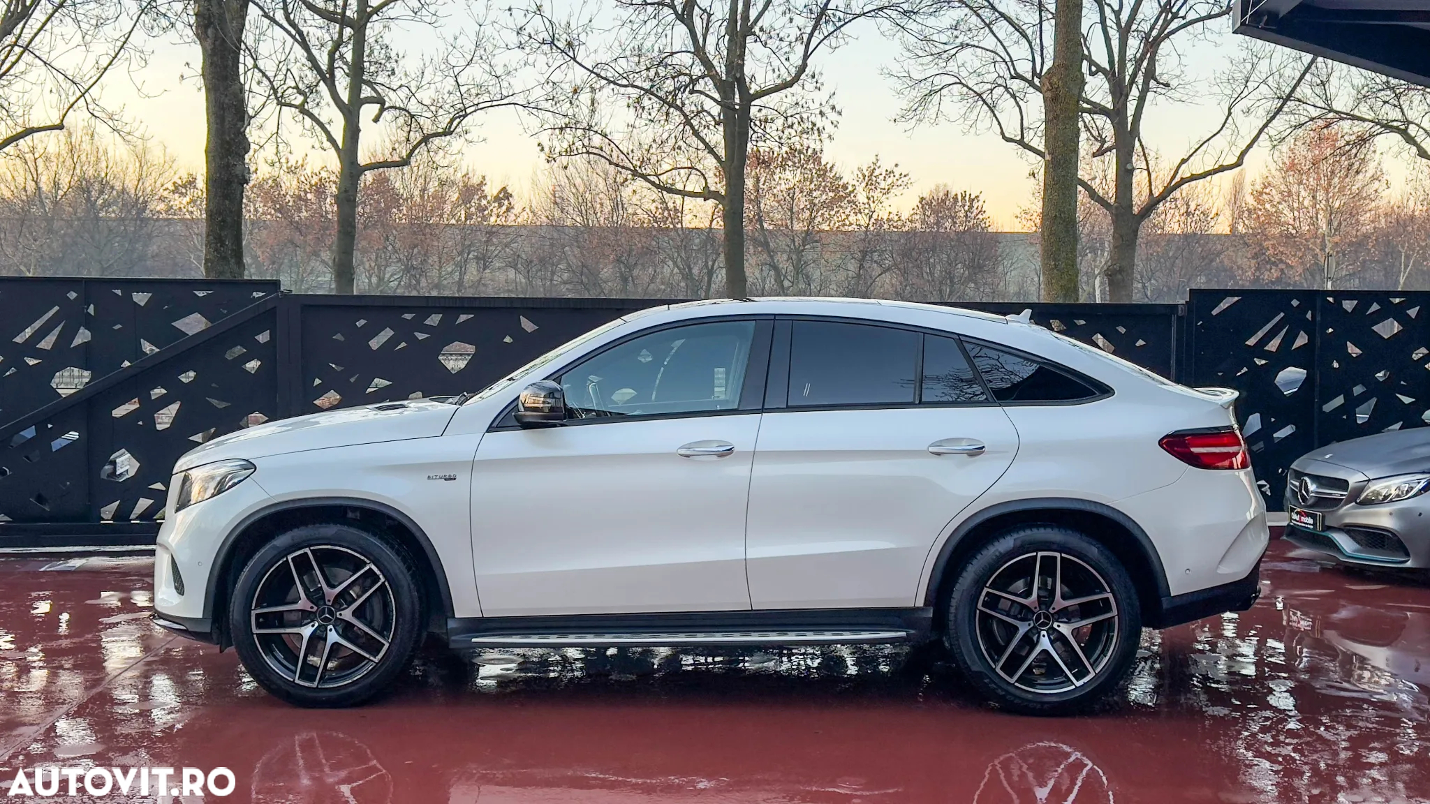 Mercedes-Benz GLE AMG 43 4Matic 9G-TRONIC AMG Line - 6