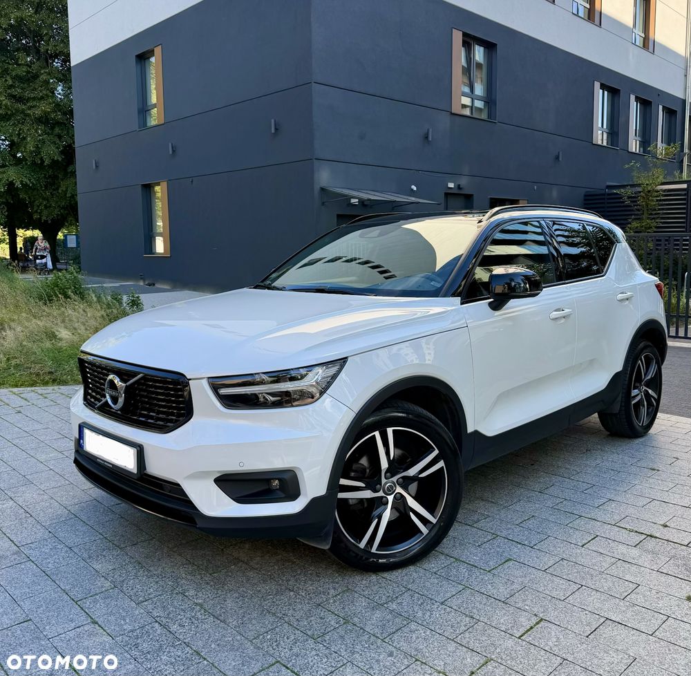 Volvo XC 40 D4 AWD R-Design - 4