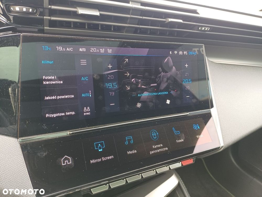 Peugeot 408 - 21